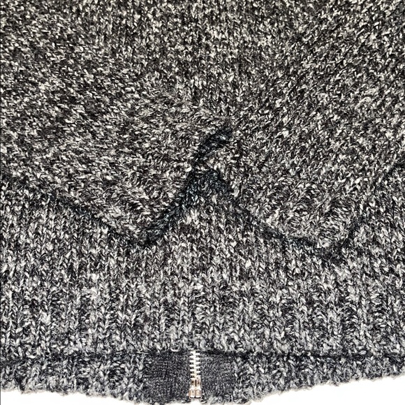 Evan Picone Gray Knit Sweater - Picture 5 of 6